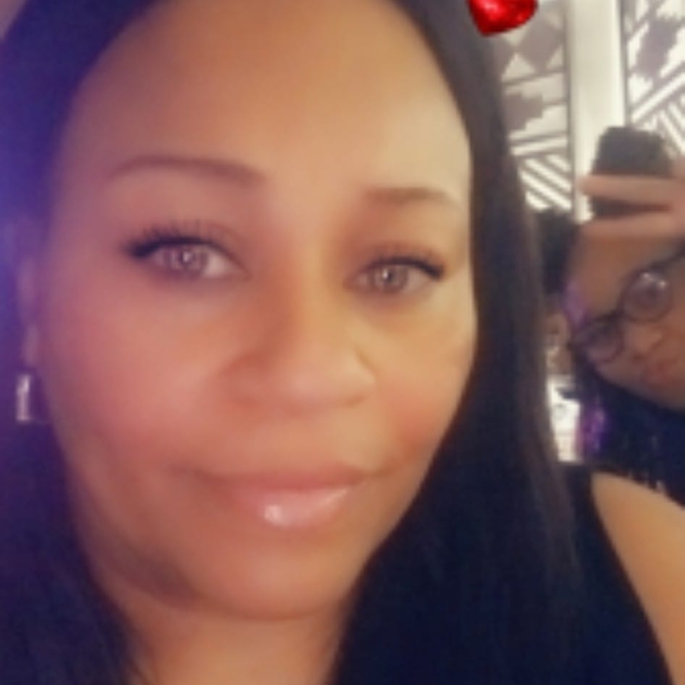 Meet your Posher, Angie